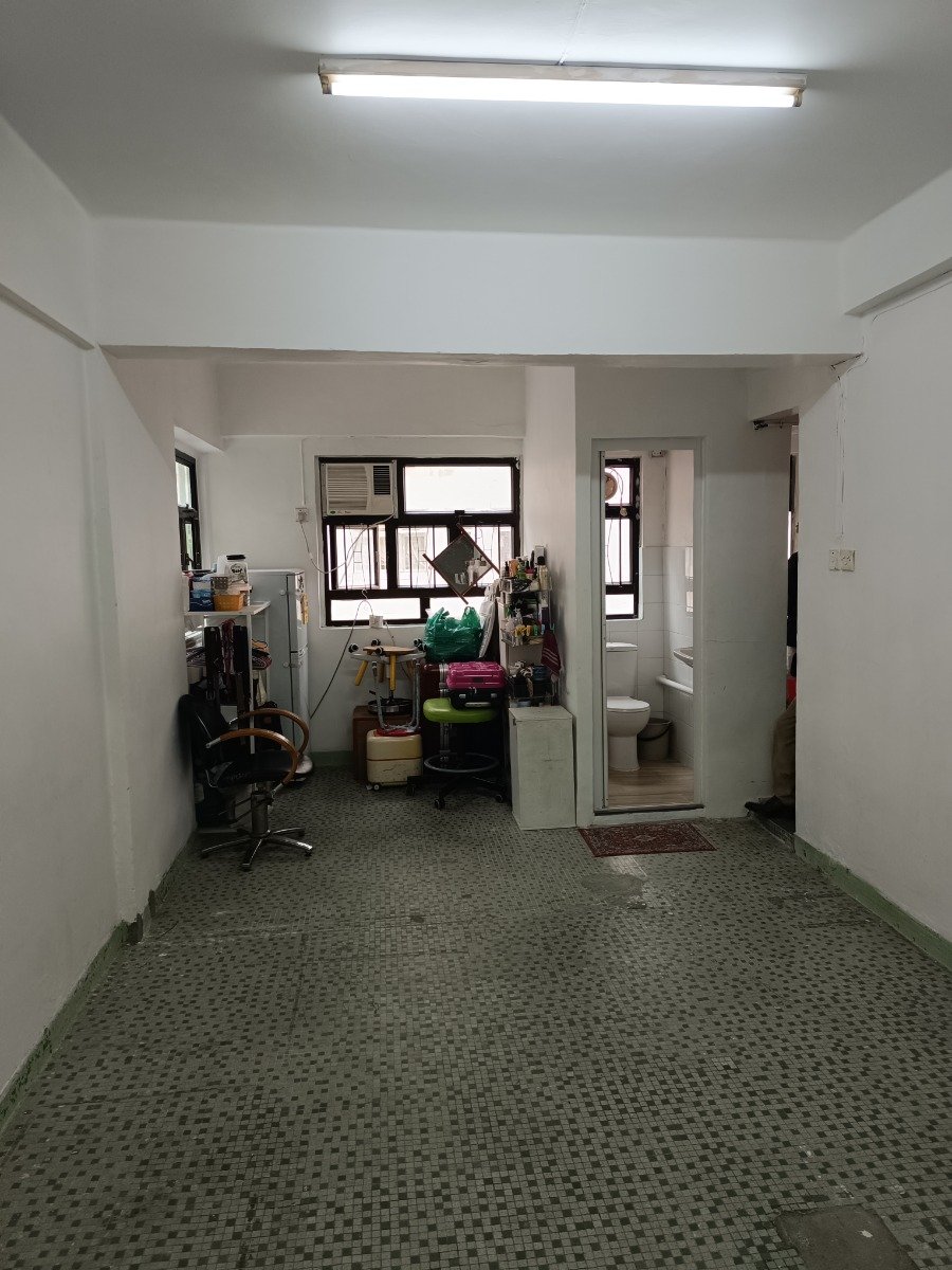 COSMOPOLITAN EST BLK D TAI KUNG BLDG Tai Kok Tsui H 1814568 For Buy