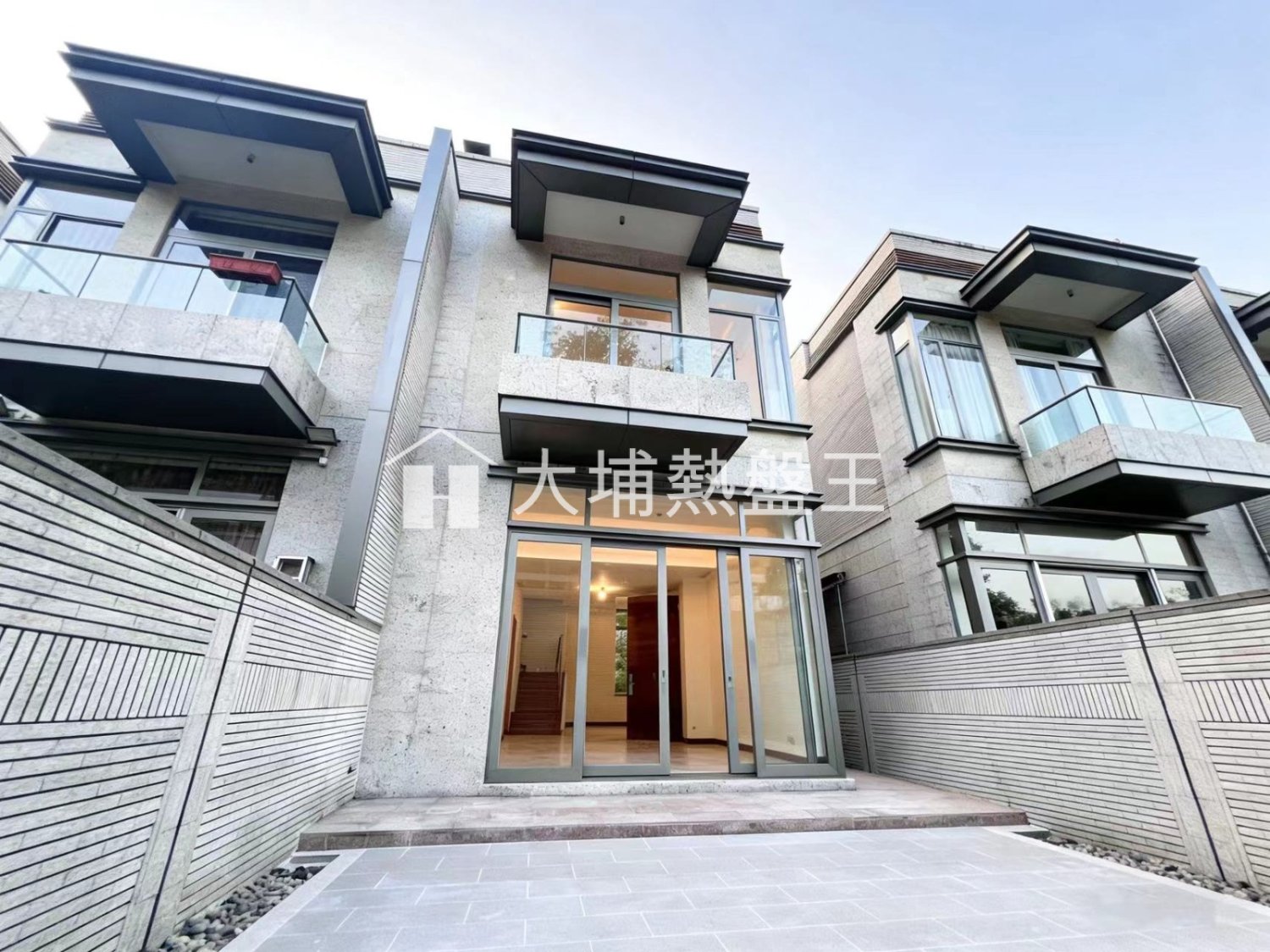 THE GREEN CHERRY DRIVE Sheung Shui 025938 For Buy