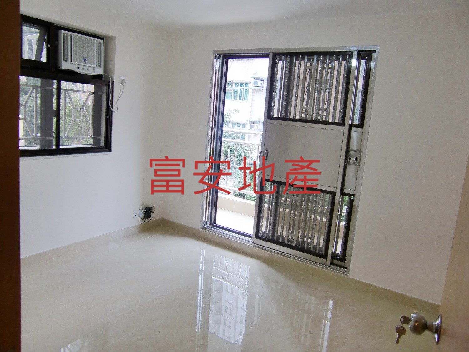 TAI SHUI HANG Ma On Shan H 1819414 For Buy