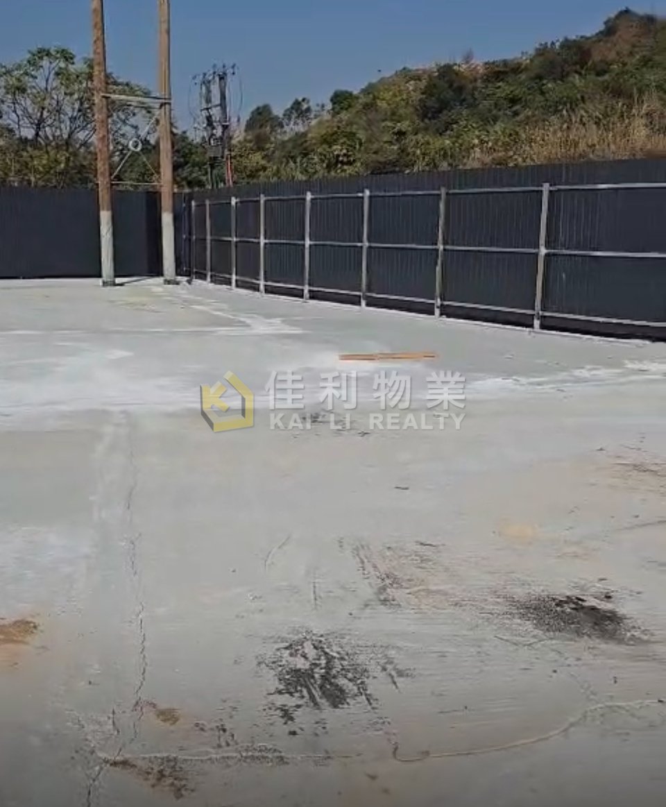 LAU FAU SHAN Yuen Long Y037669 For Buy