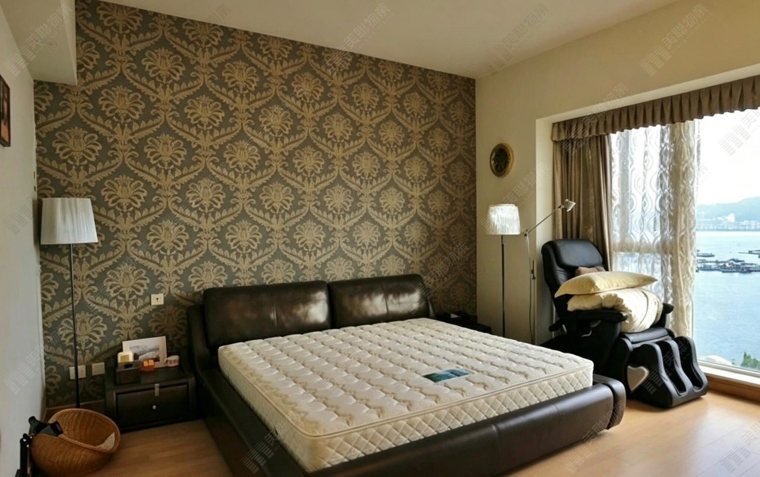 BEVERLY HILLS BOULEVARD DE CASCADE Tai Po 1866086 For Buy