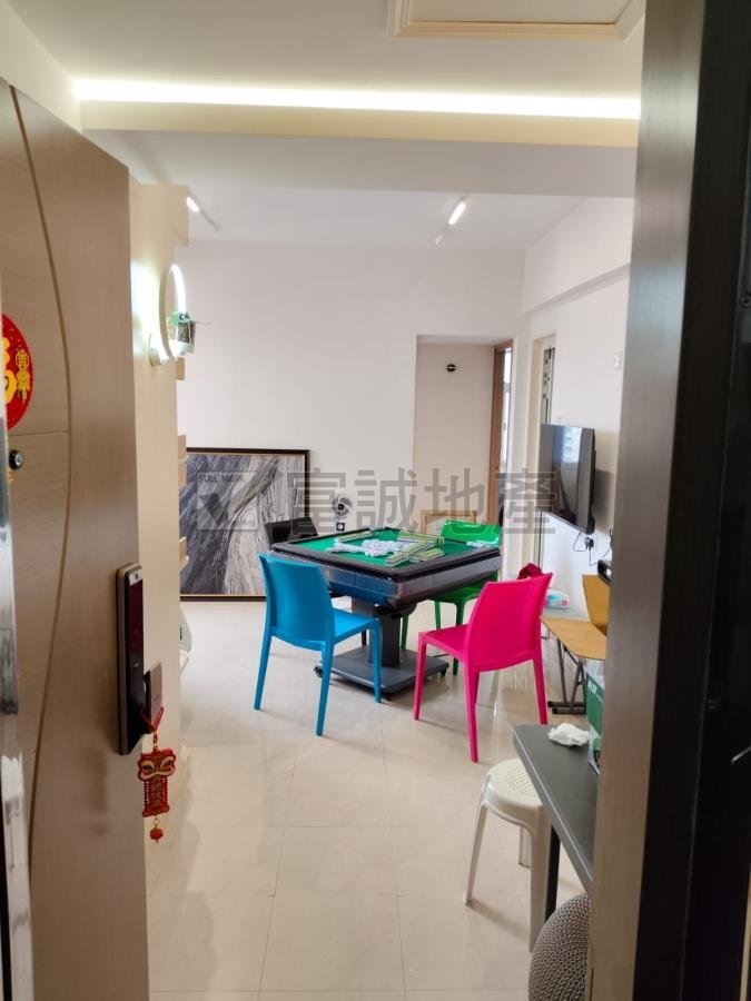 MANNING THEATRE BLDG Wong Tai Sin H T125840 For Buy