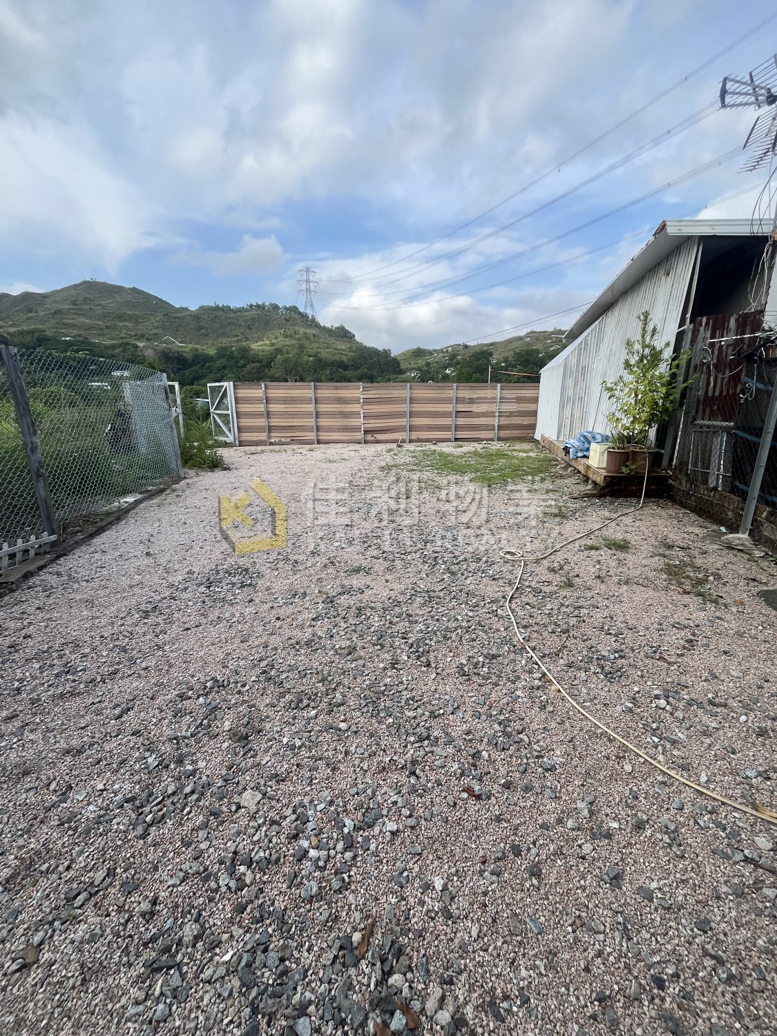 SHEK TONG TSUEN Yuen Long Y038148 For Buy