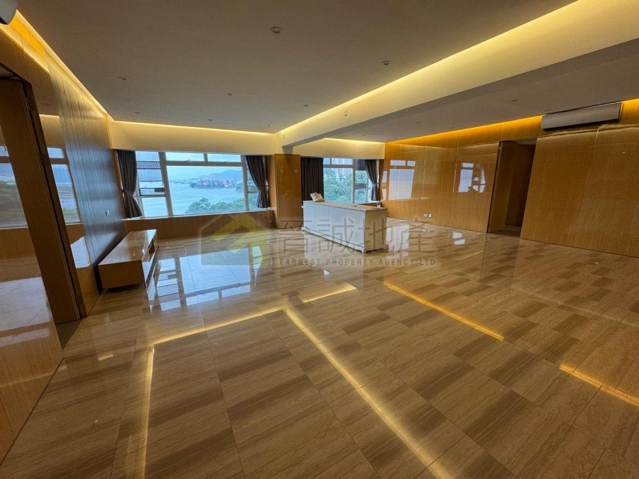 AQUA BLUE Tuen Mun L A043075 For Buy