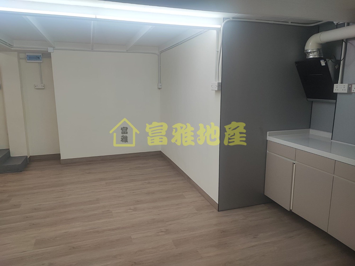 KONG HAR WAI Yuen Long 1819330 For Buy