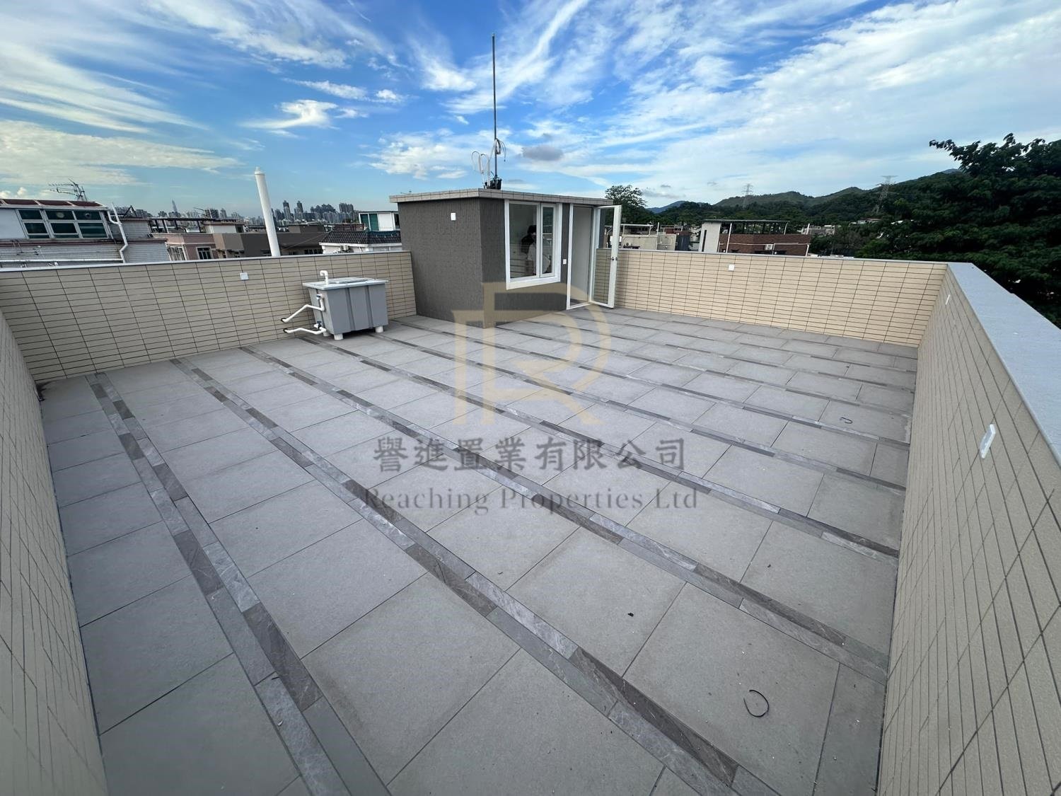 Yuen Long B004104 For Buy