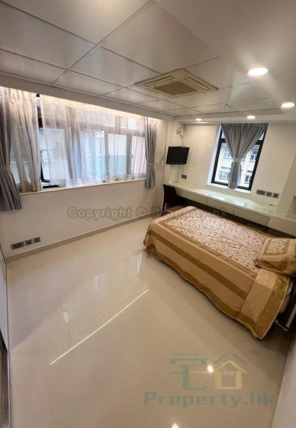 WALDORF MAN Causeway Bay M C502930 For Buy