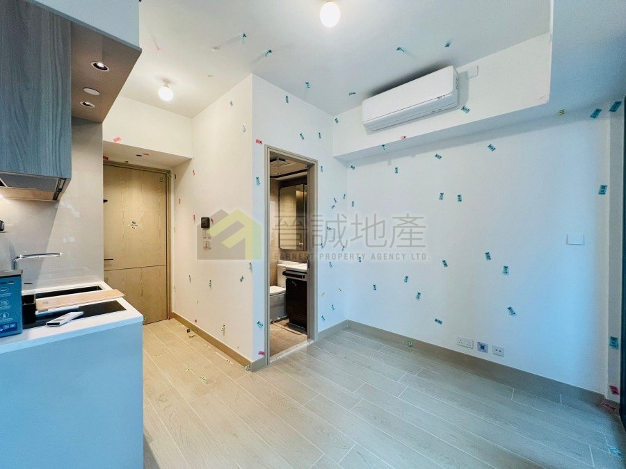 GOLD COAST BAY  Tuen Mun B071296 For Buy