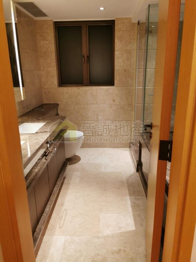 JADE GROVE AMBER HSE UNIT Tuen Mun A060071 For Buy