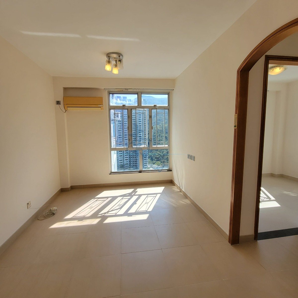 NAN FUNG SUN CHUEN BLK 06 Quarry Bay H E000051 For Buy