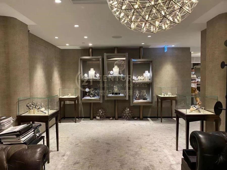 HANCHUNG MANS Tsim Sha Tsui 009785 For Buy