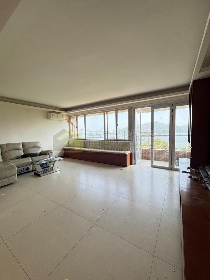 HONGKONG GDN BLK 26 UNICON HTS Tsuen Wan M B051448 For Buy