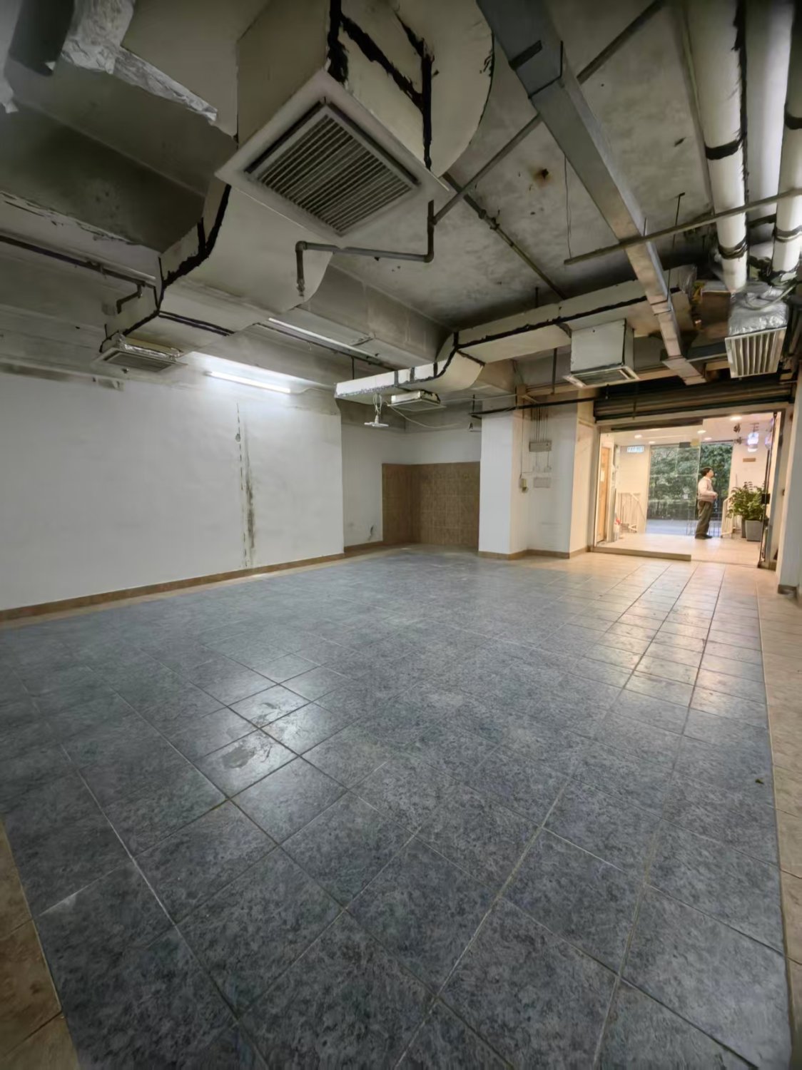 CHUNG HWA BLDG & KIU SHING BLDG To Kwa Wan K223033 For Buy