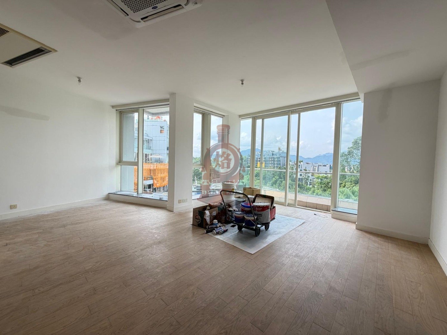 L'UTOPIE Tai Po H 1834978 For Buy