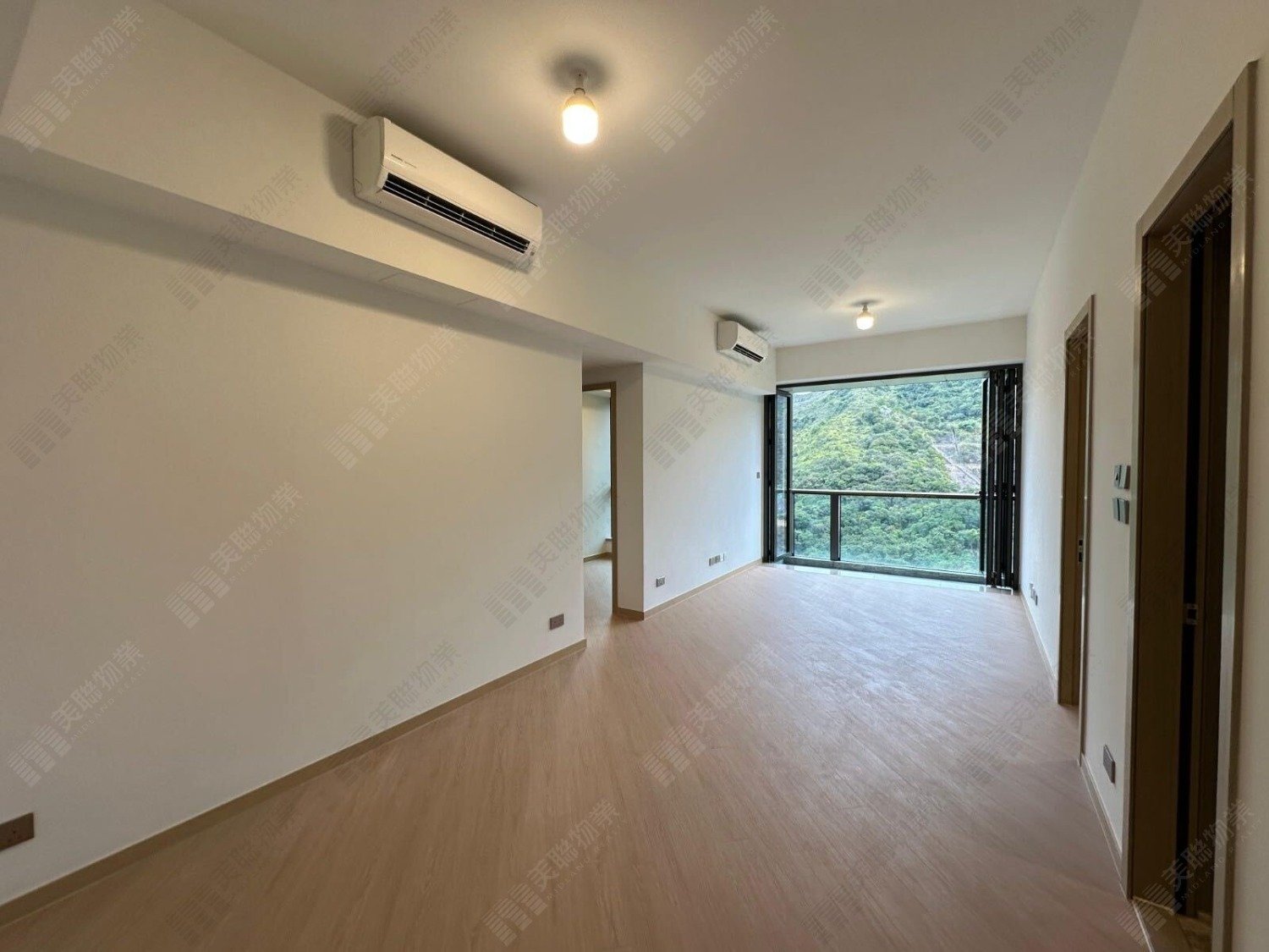 ST MICHEL PH 01 QUEEN TWR 01 Shatin H 1841668 For Buy