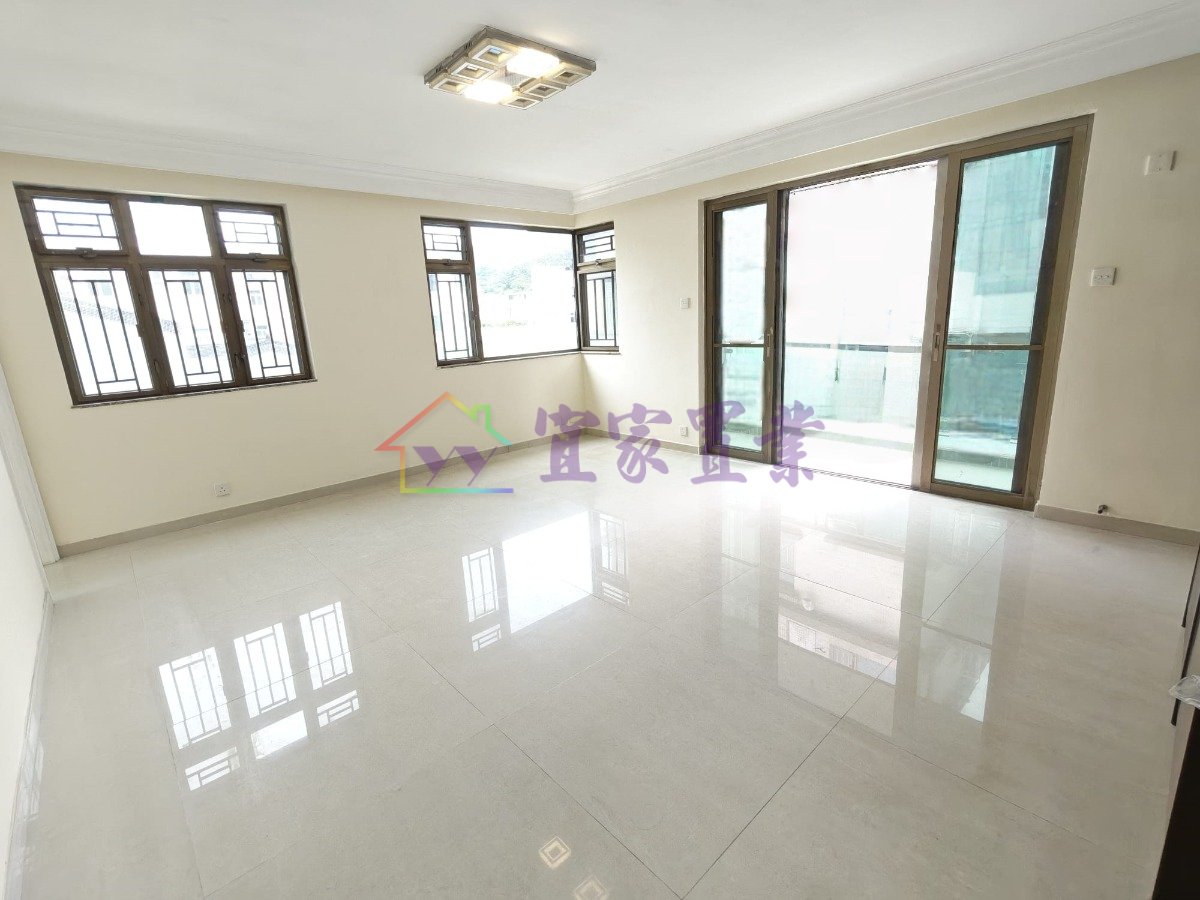 HAPPY VILLA Yuen Long M 006215 For Buy