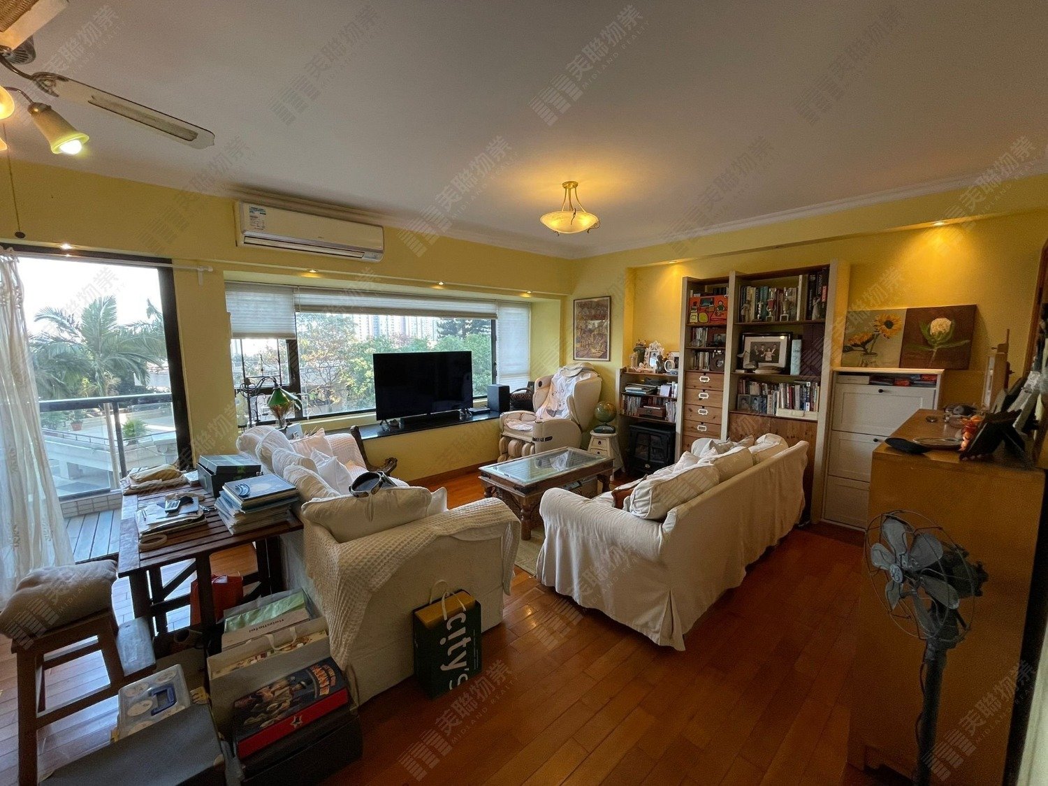 SHATIN 33 BLK 03 (QUEEN'S HTS) Shatin L 1823274 For Buy