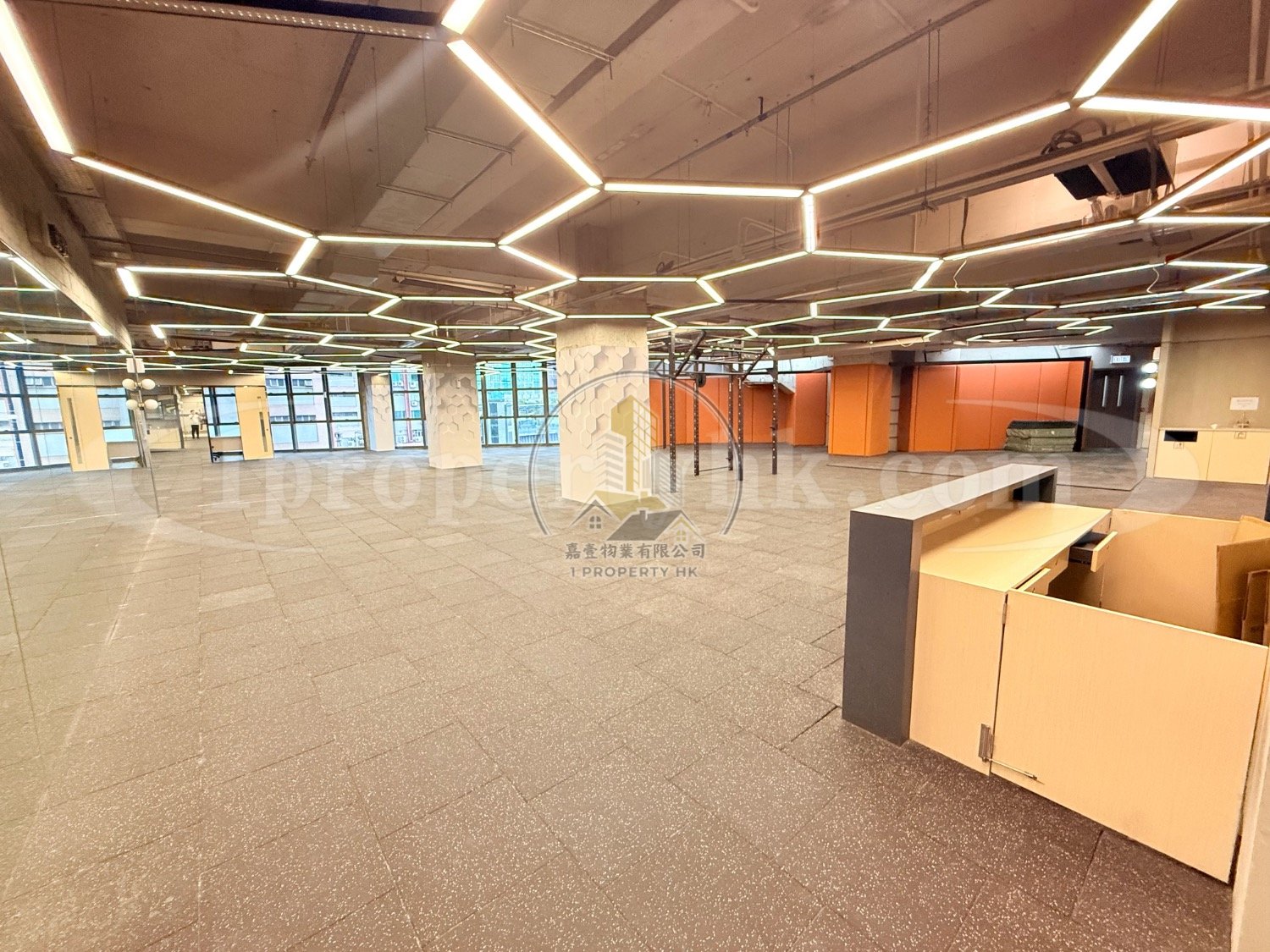 PIONEER PLACE Kwun Tong 1829616 For Buy
