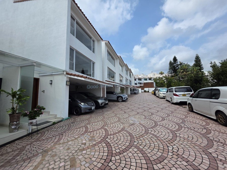Clear Water Bay Villa Sai Kung C005329 For Buy