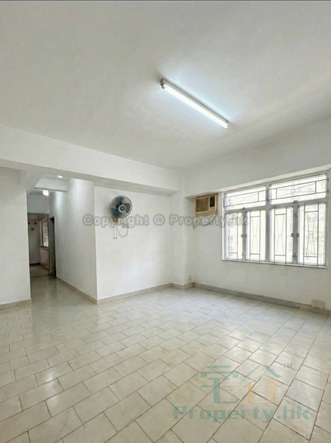 LAI CHI KOK RD 298-300 Sham Shui Po M 1823800 For Buy