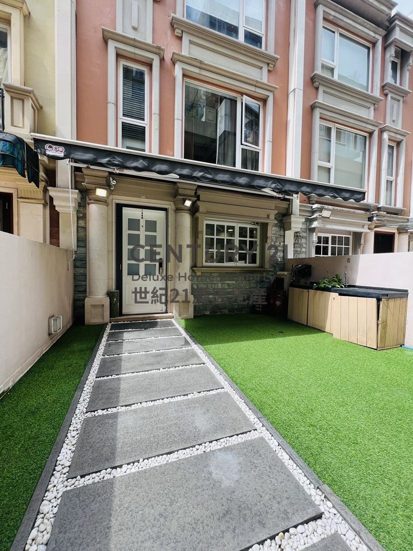 BEVERLY HILLS Tai Po 1824298 For Buy