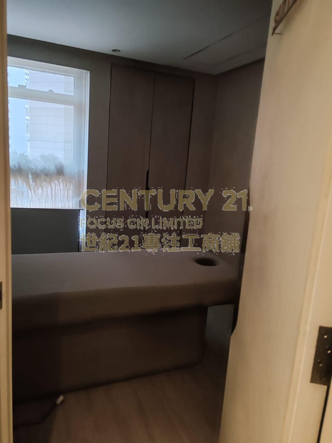 SOUNDWILL PLAZA Causeway Bay M K226025 For Buy