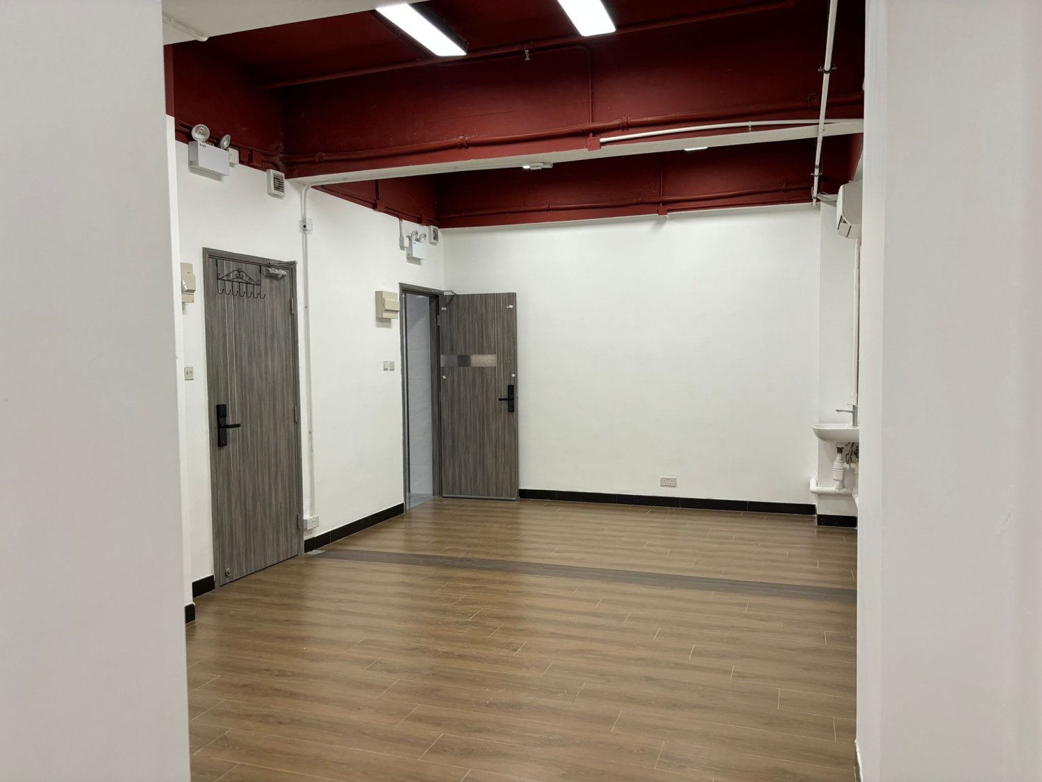 PO SHING IND BLDG San Po Kong L C225883 For Buy