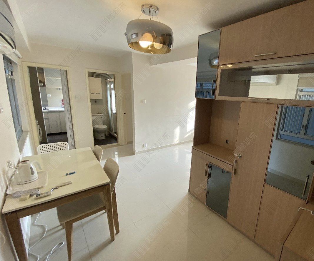 LUCKY PLAZA FUNG LAM COURT (C1) Shatin H 1830874 For Buy