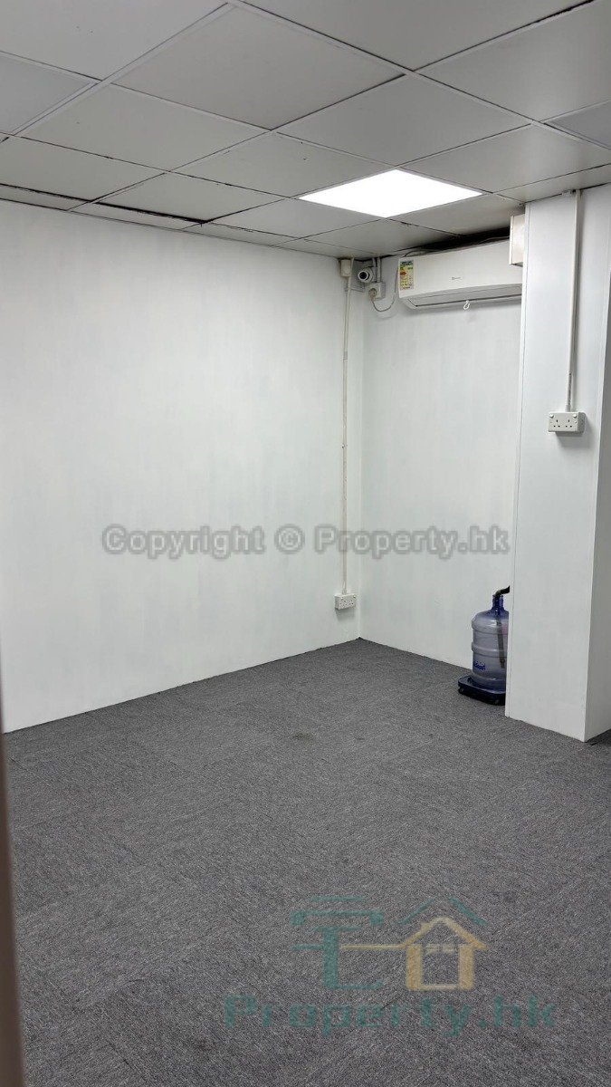 GOLDMINE BLDG (ARCADE) Chai Wan L C499398 For Buy