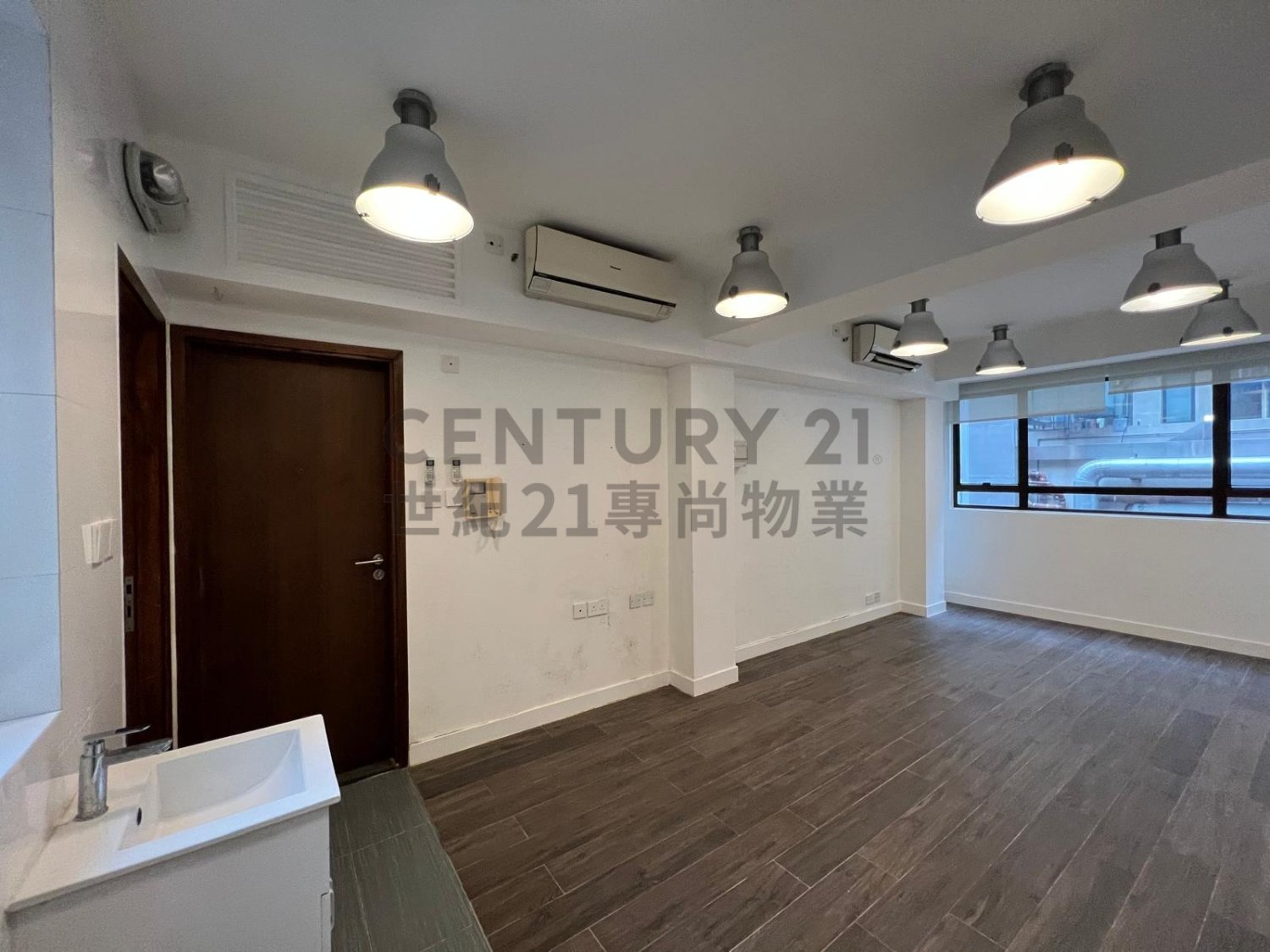 THE WOL Central L C224450 For Buy