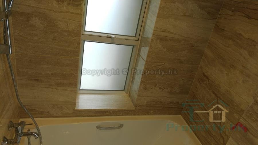 日出康城 第03期 緻藍天 第02座