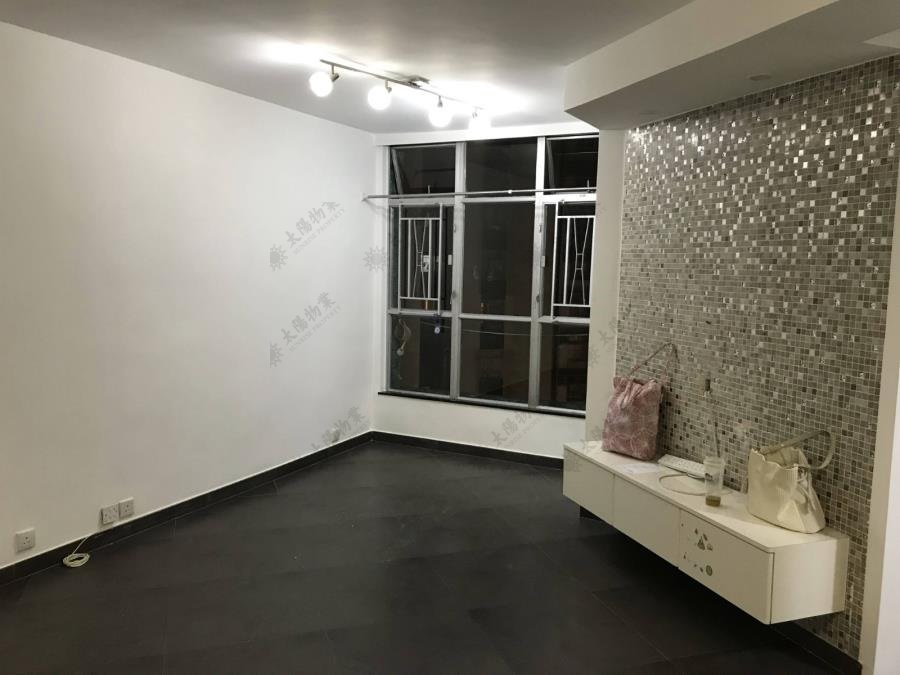 WHAMPOA GDN SITE 11 BLK 12 Hunghom H 1857960 For Buy