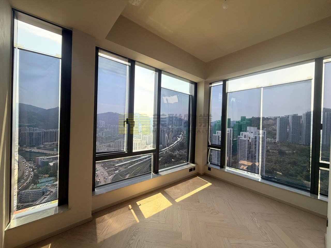 THE ARLES Shatin 1827850 For Buy