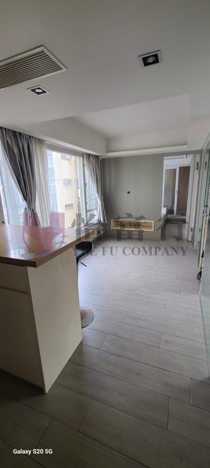 MEI FOO PH 01 BROADWAY 15 Lai Chi Kok H M025584 For Buy