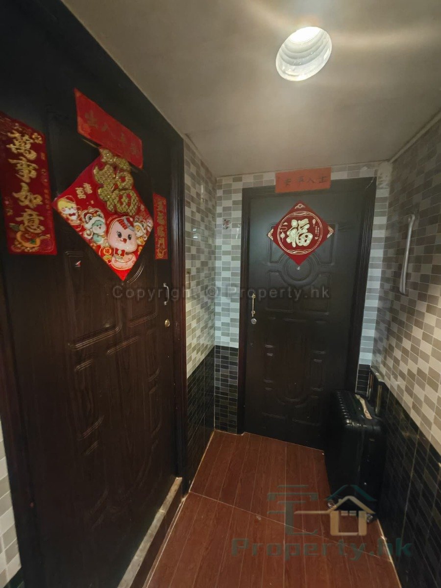 TAT MING BLDG Cheung Sha Wan 1824966 For Buy