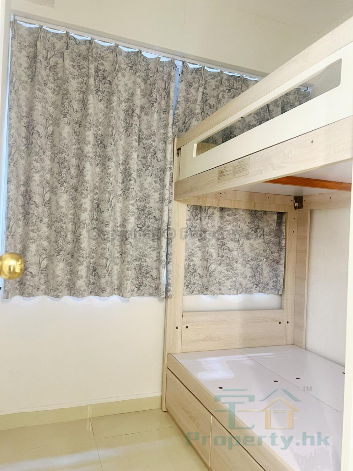 NEW MAN LEE BLDG Mong Kok C496182 For Buy
