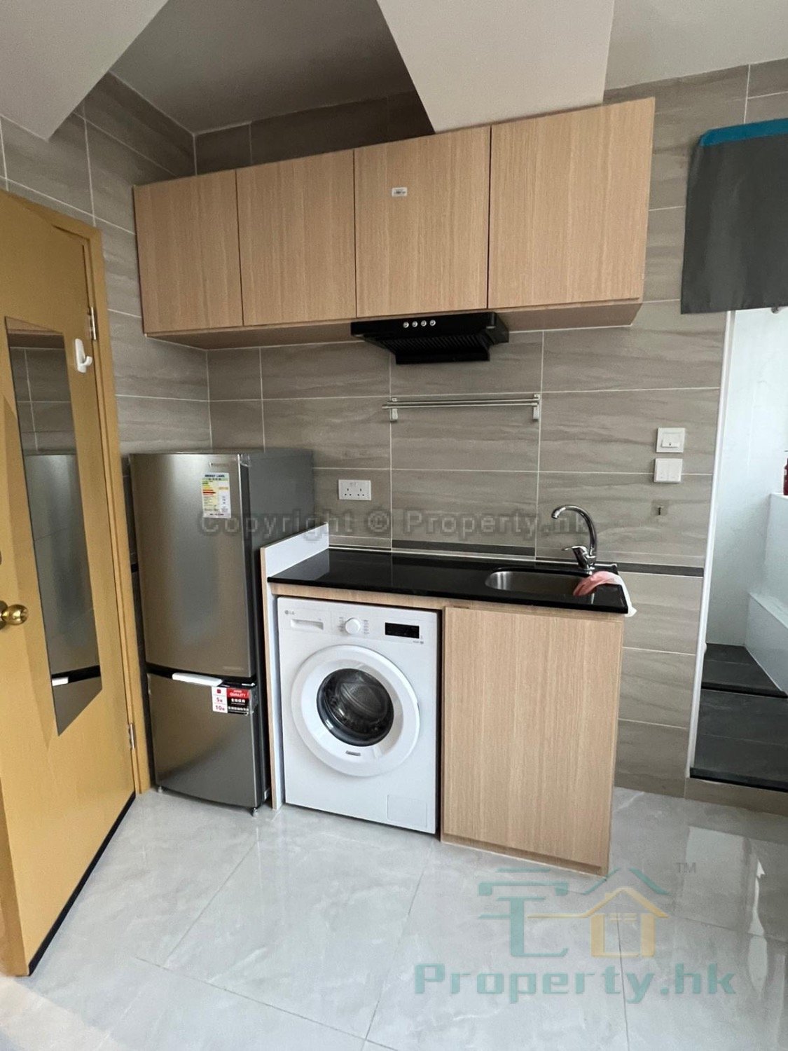 LEI KWA COURT Causeway Bay M 1815382 For Buy