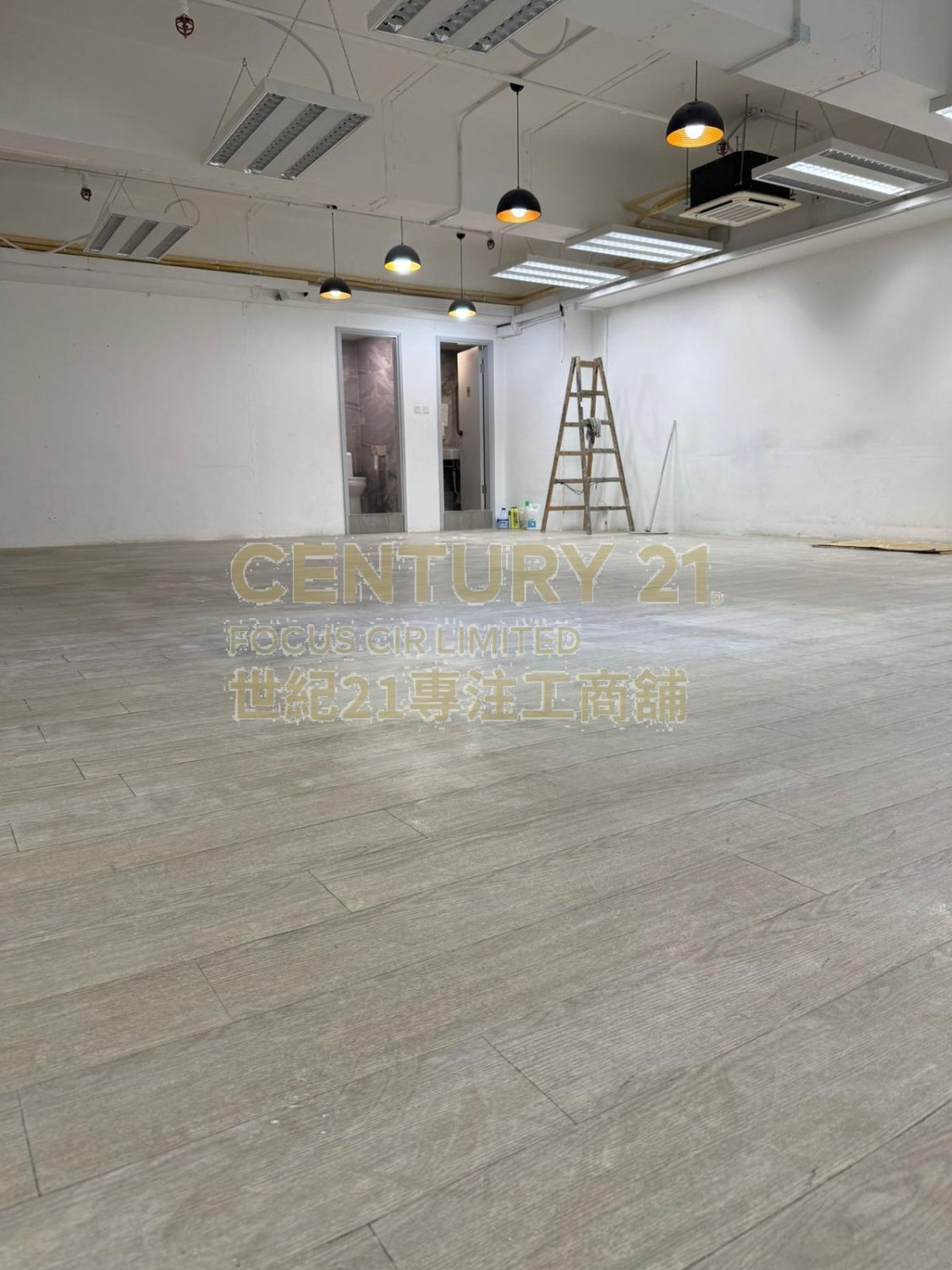 EASTERN CTR Quarry Bay M C079059 For Buy