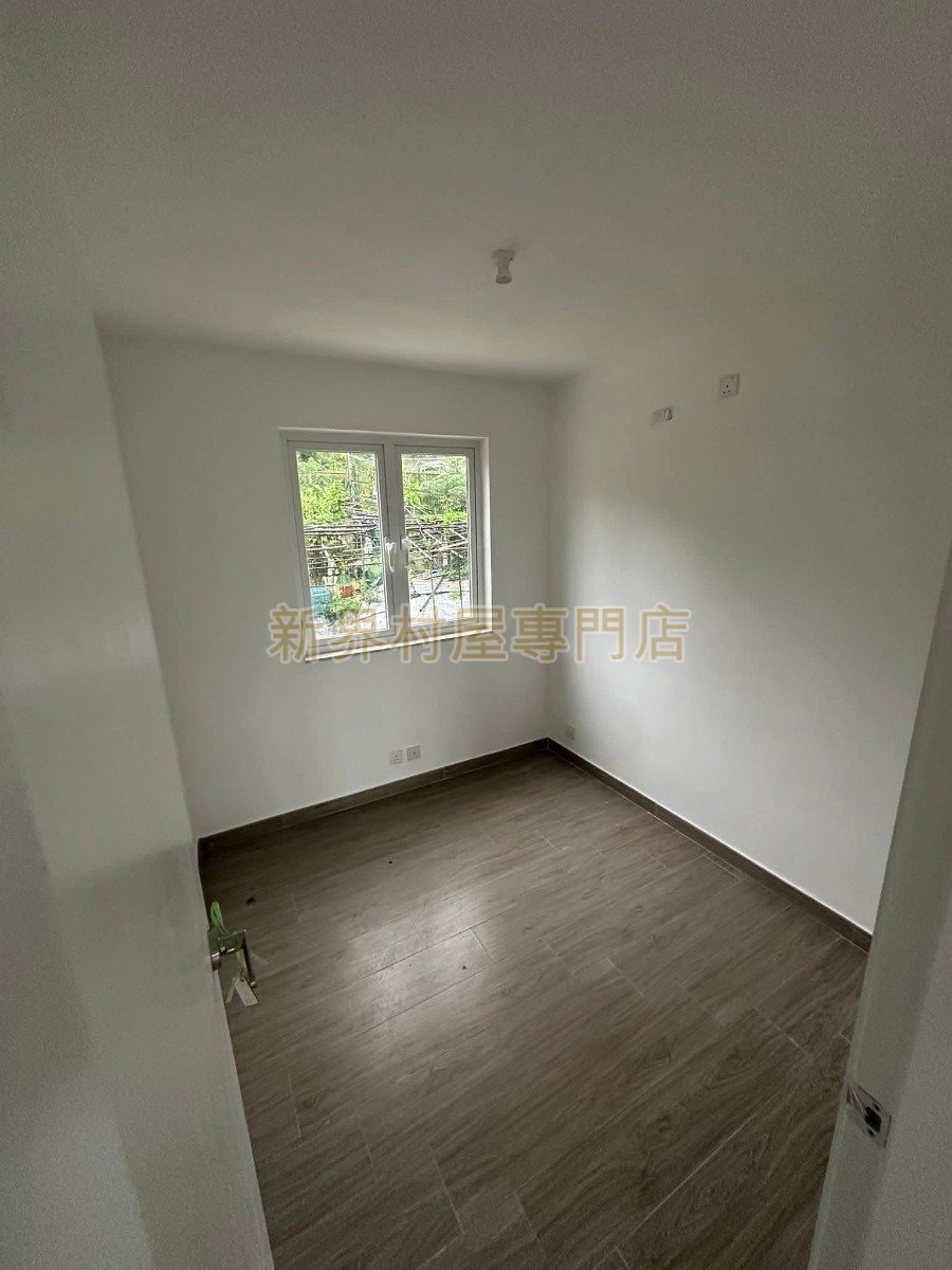 WU KAI SHA VILLAGE Ma On Shan M S009376 For Buy