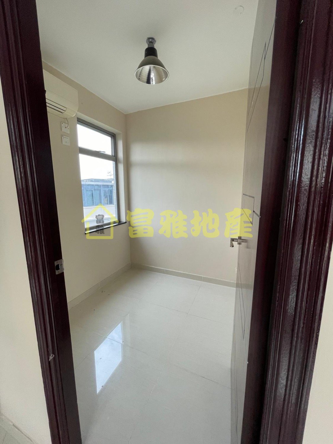WANG TOI SHAN WING NING LEI Yuen Long 1818540 For Buy