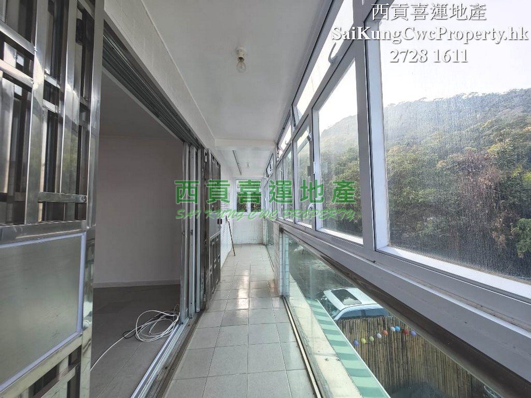1/F with Balcony*C/P*Sai Sha Road Sai Kung 031290 For Buy