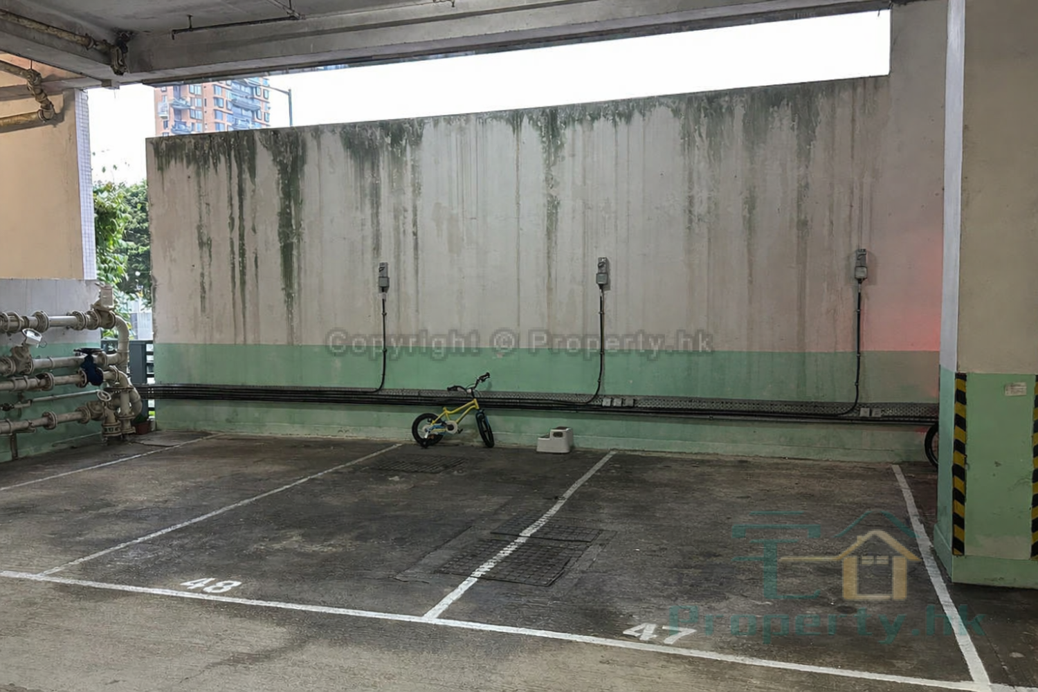HANLEY VILLA CARPARK C Tsuen Wan G 1824970 For Buy