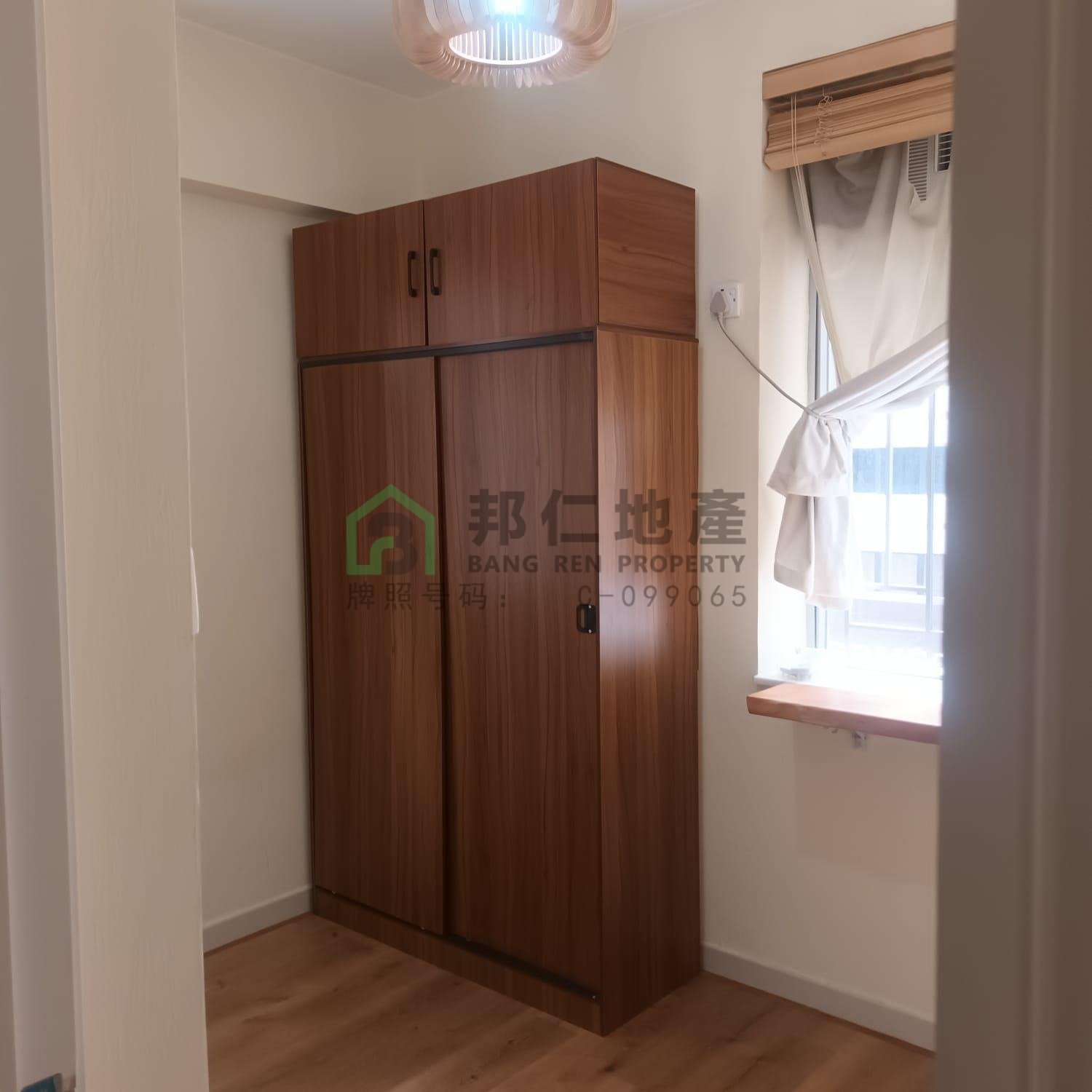 MANLEY HSE Tsim Sha Tsui L 002399 For Buy
