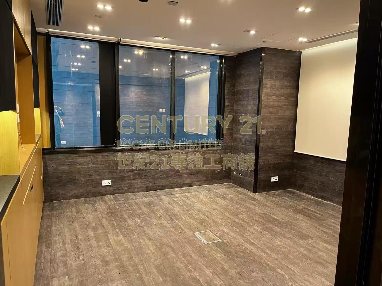 CNT TWR Wan Chai M C099570 For Buy