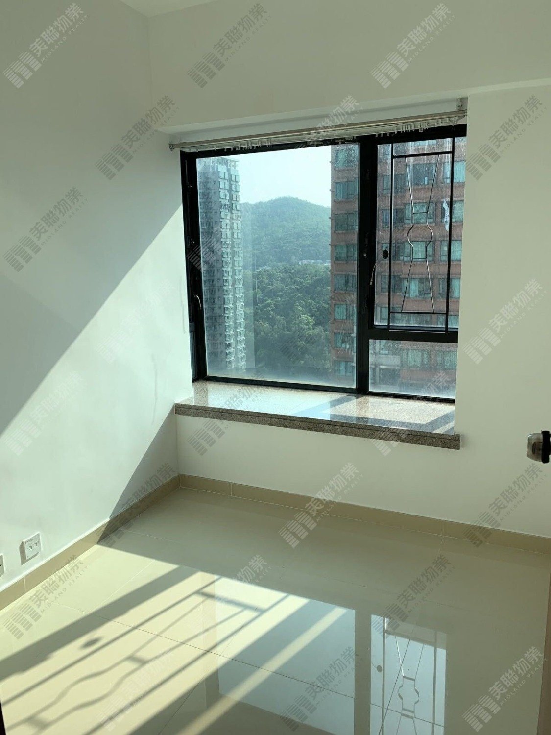 METRO CITY PH 03 THE METROPOLIS TWR 03 Tseung Kwan O H 1864274 For Buy