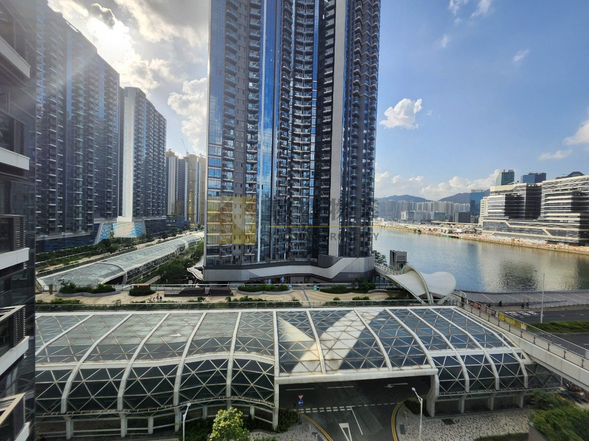 全新未住两房爱生活爱享受 相片 8