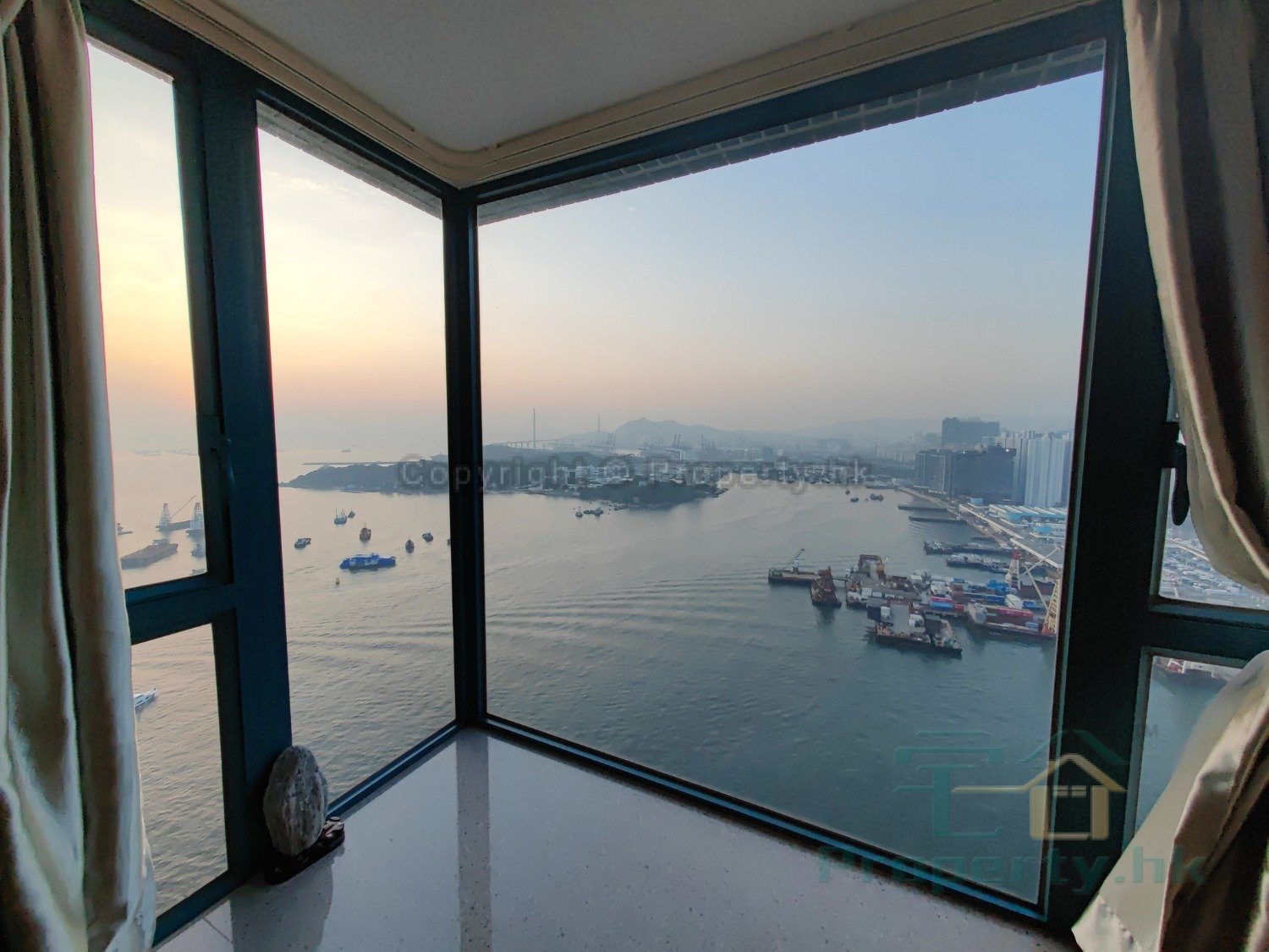 LONG BEACH TWR 02 Tai Kok Tsui H 1805864 For Buy