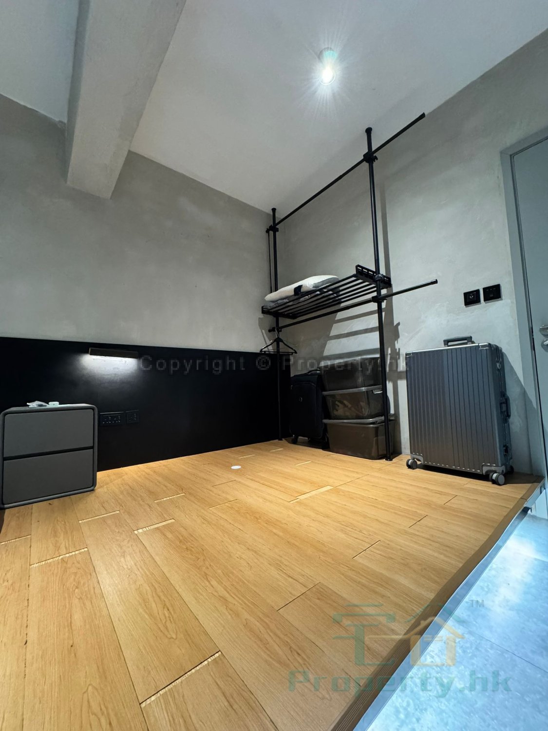 MAN KING BLDG Yau Ma Tei L C501668 For Buy
