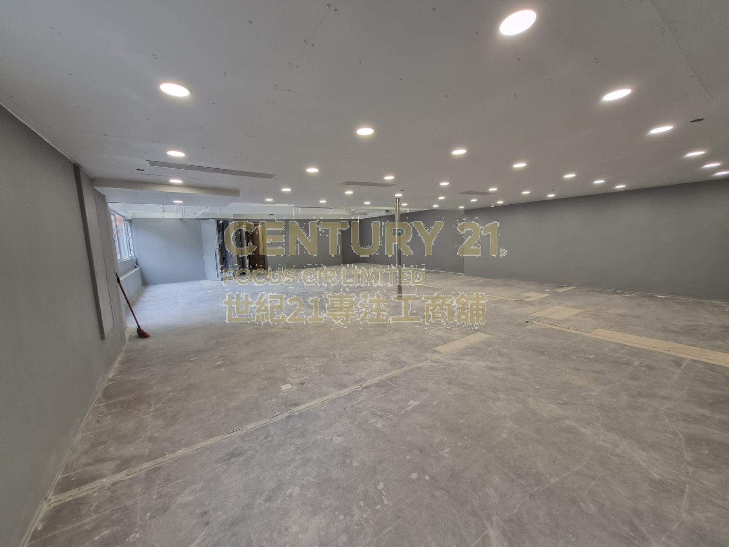 SILVER COM BLDG Mong Kok L C105190 For Buy