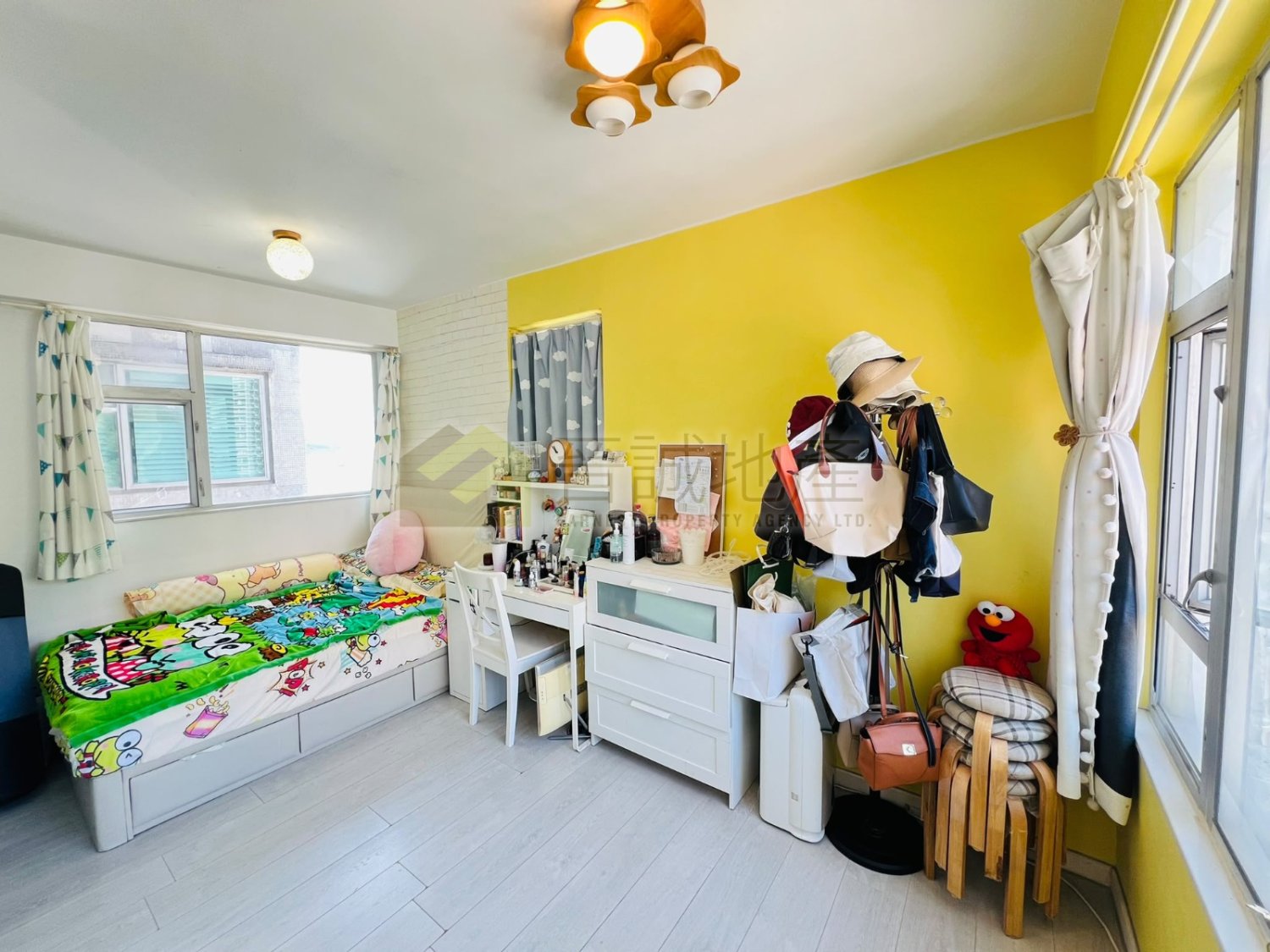 HONGKONG GDN BLK 02 Tsuen Wan M C012664 For Buy
